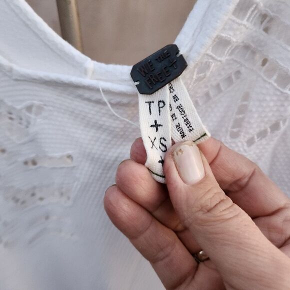 Free people moonrise cutout top white - Picture 4 of 8